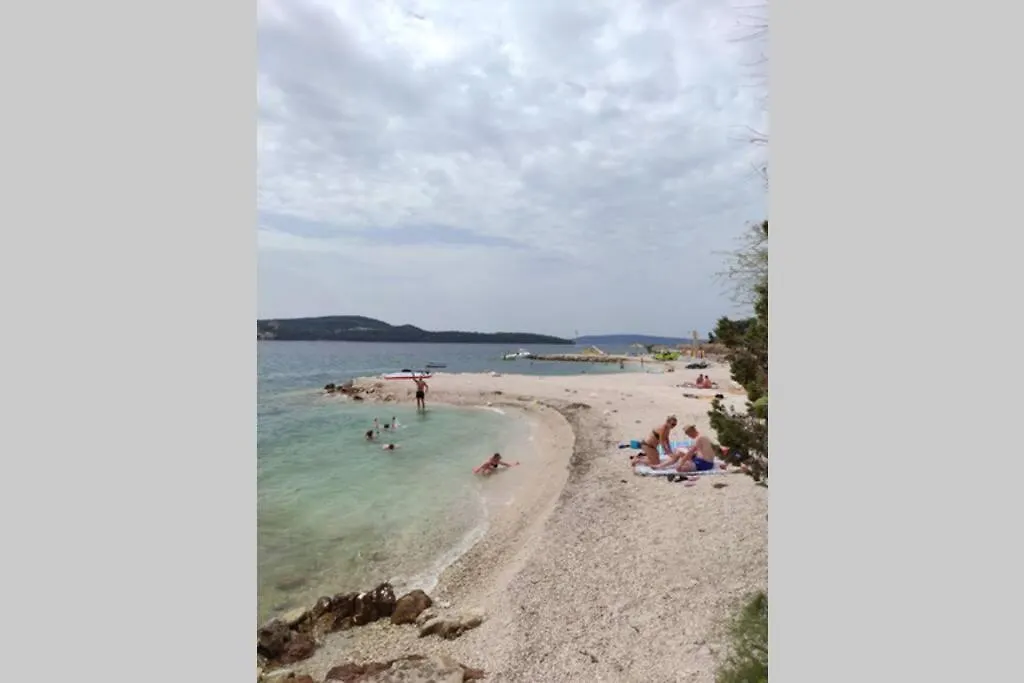 Mlada Apartment & Private Parking Trogir 0*,