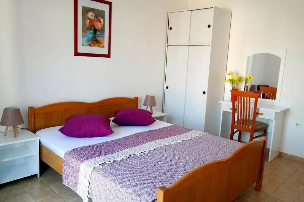 Mlada Apartment & Private Parking Trogir Croatia